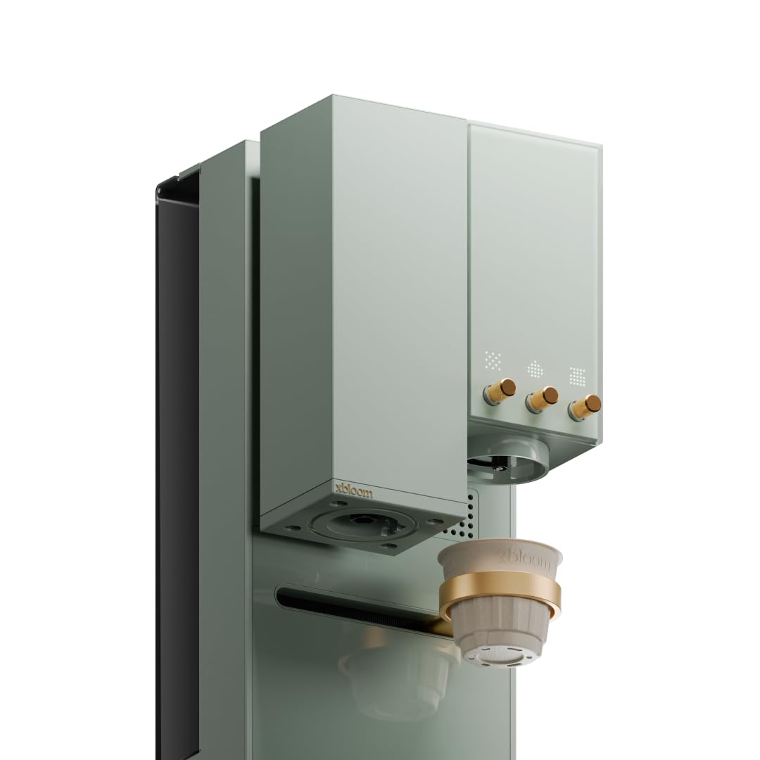 xBloom Studio Coffee Machine – Drip Coffee Maker with Built-in Grinder and Scale, 3 Automation Levels, App Connected Pour Over Coffee Maker for Specialty Coffee Lovers, Midnight Black